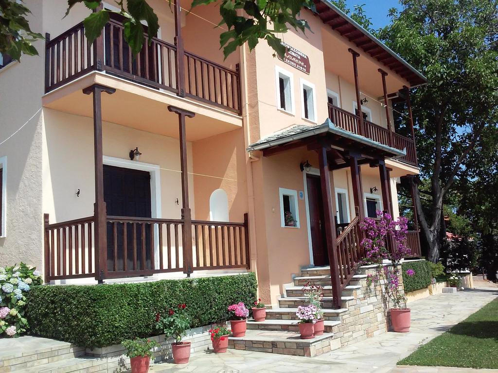 Alkmini Áyios Dhimítrios Exterior foto
