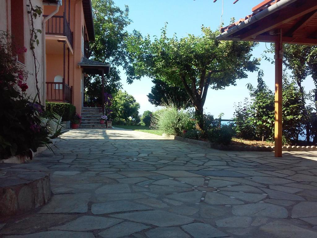 Alkmini Áyios Dhimítrios Exterior foto