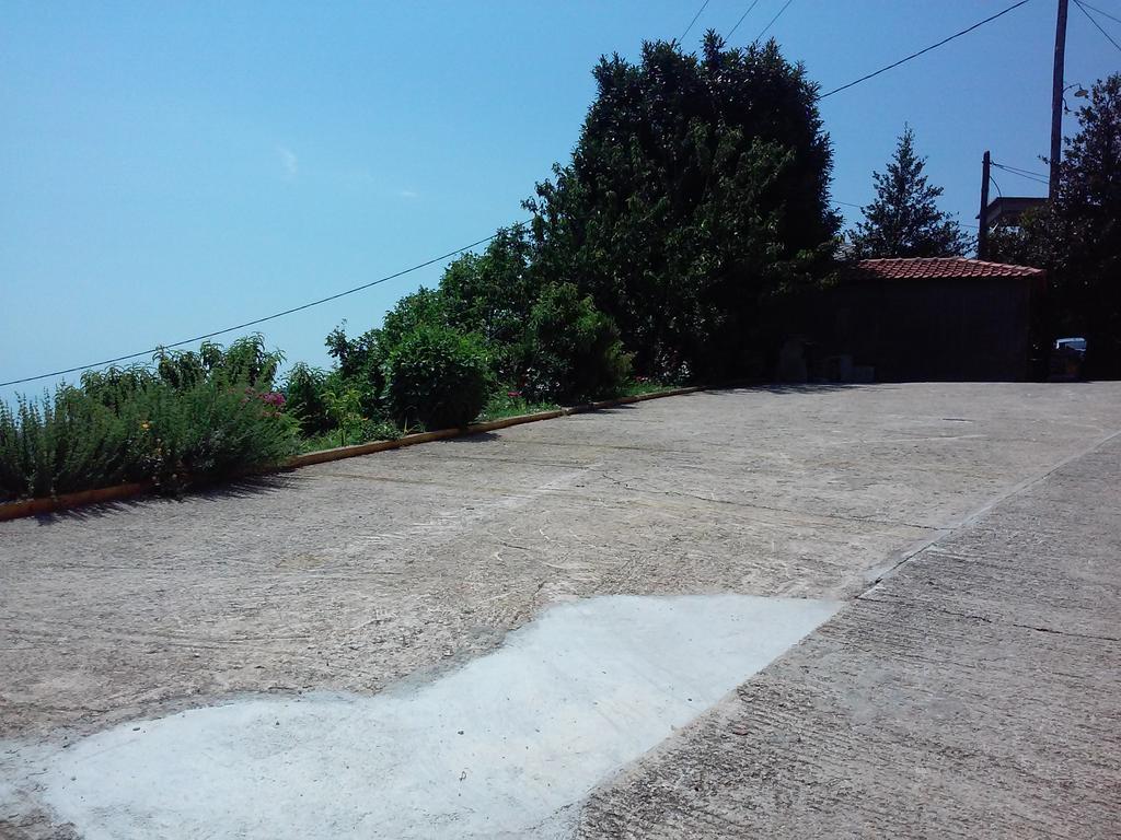 Alkmini Áyios Dhimítrios Exterior foto